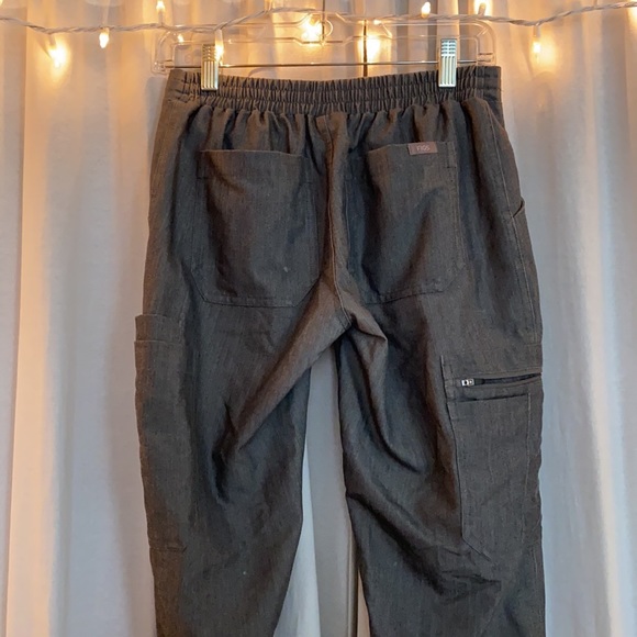 Figs | graphite gray scrub pants - Picture 4 of 5
